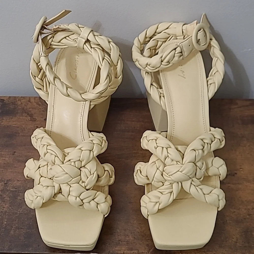 Circus NY by Sam Edelman MABLE Chunky Pale Yellow Platform Sandals size 10